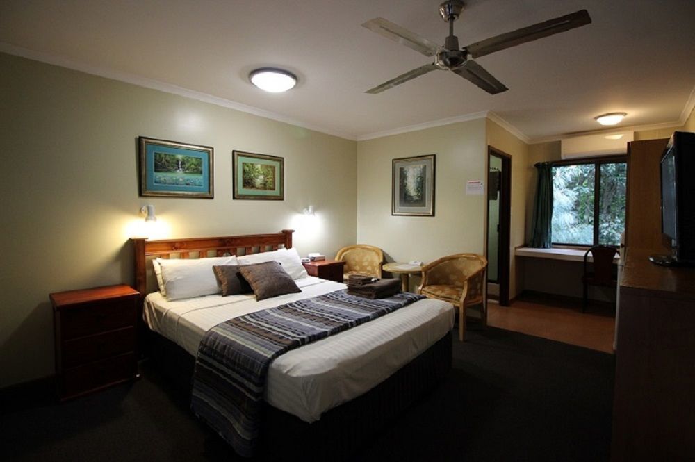 Atherton Hinterland Motel Екстер'єр фото